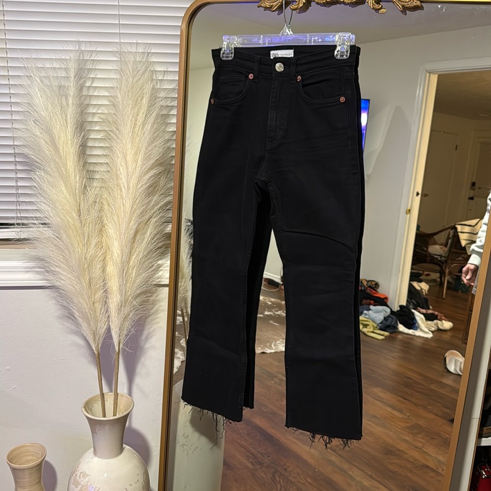 Zara black denim jeans slightly stretchy size 2